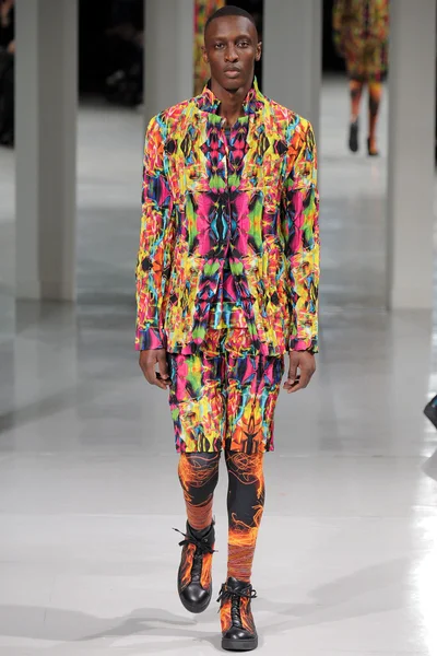 Look 35